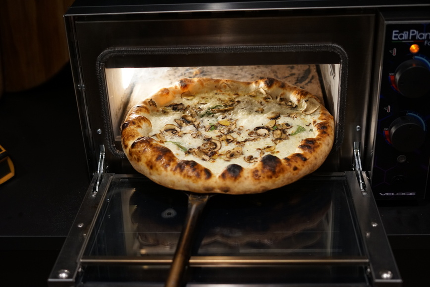 veloce_pizza.jpg