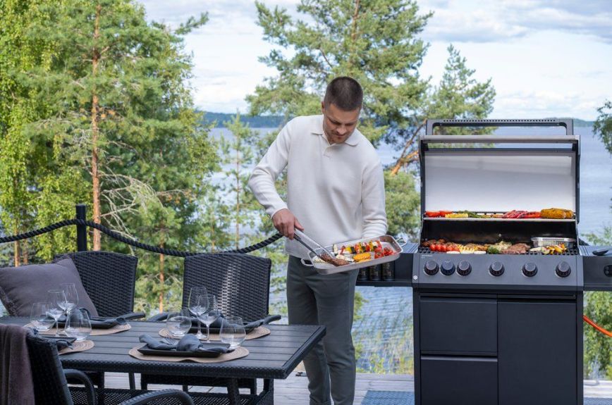 mustang_gasolgrill_savannah_utomhus.jpg