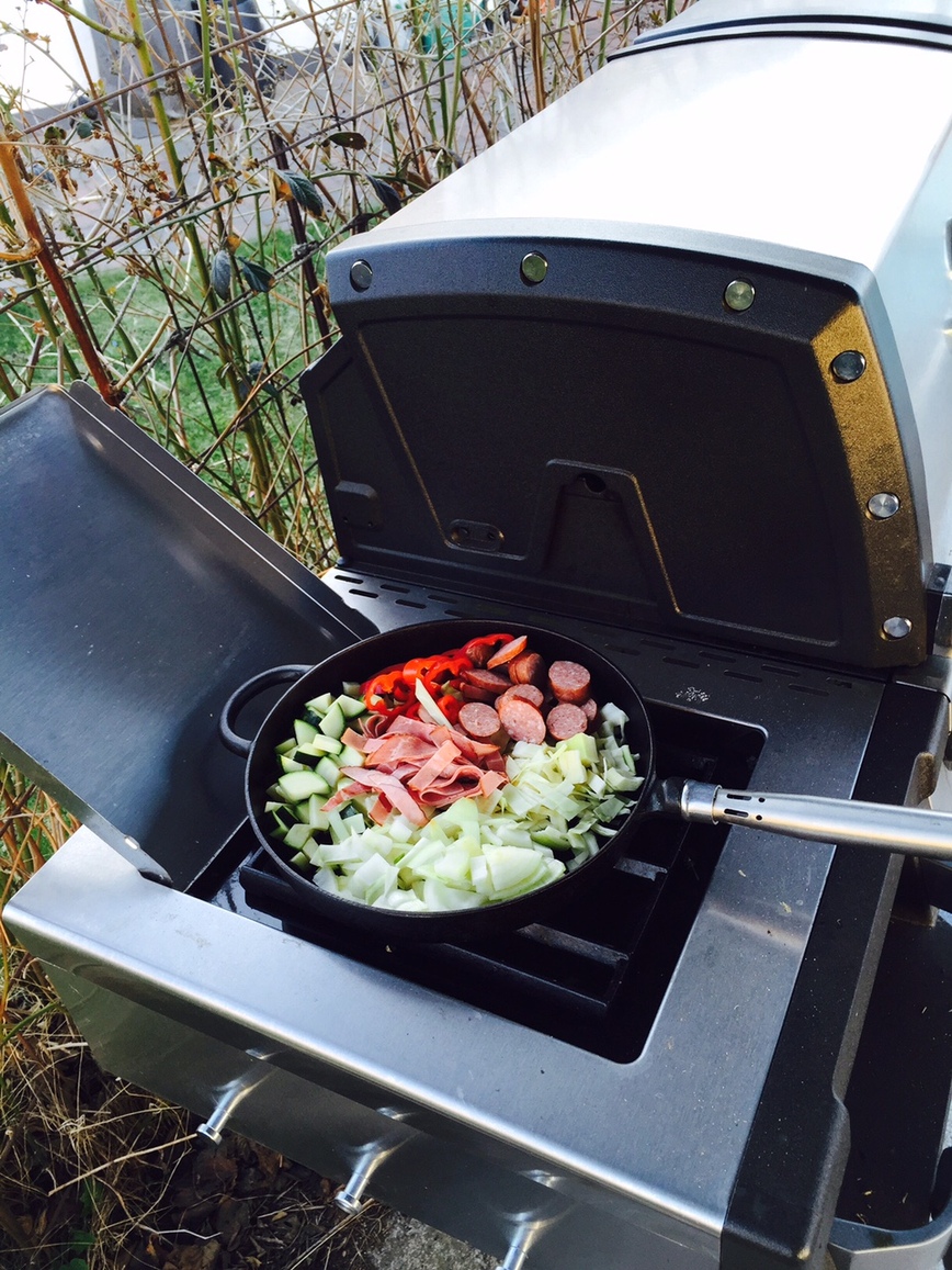 beercan_bacon_burger_7.jpeg