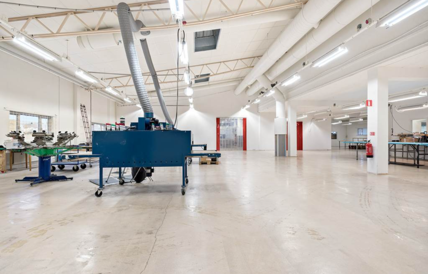 grillkung_warehouse_inside.png